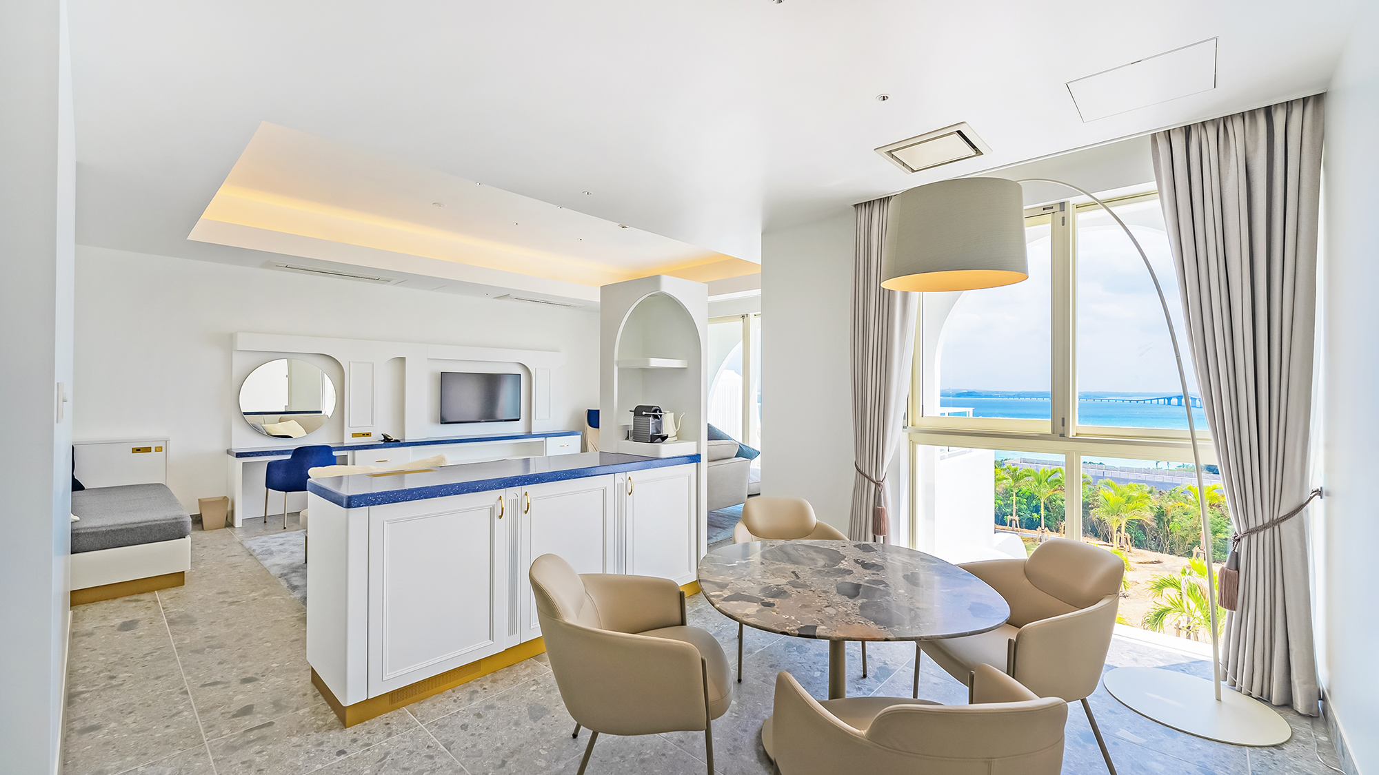 サントリーニ HOTEL&VILLAS 宮古島 2