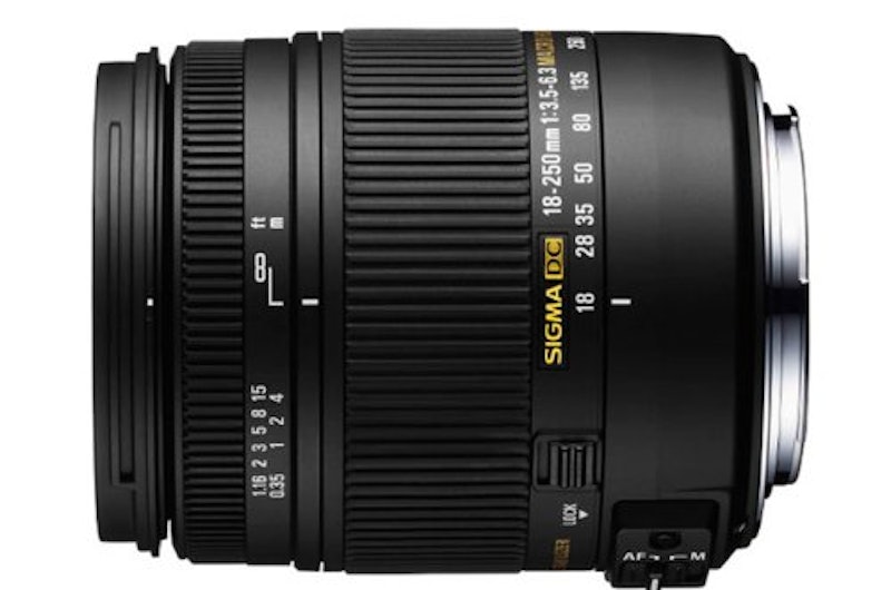 18-250mm F3.5-6.3 DC MACRO OS HSM 2