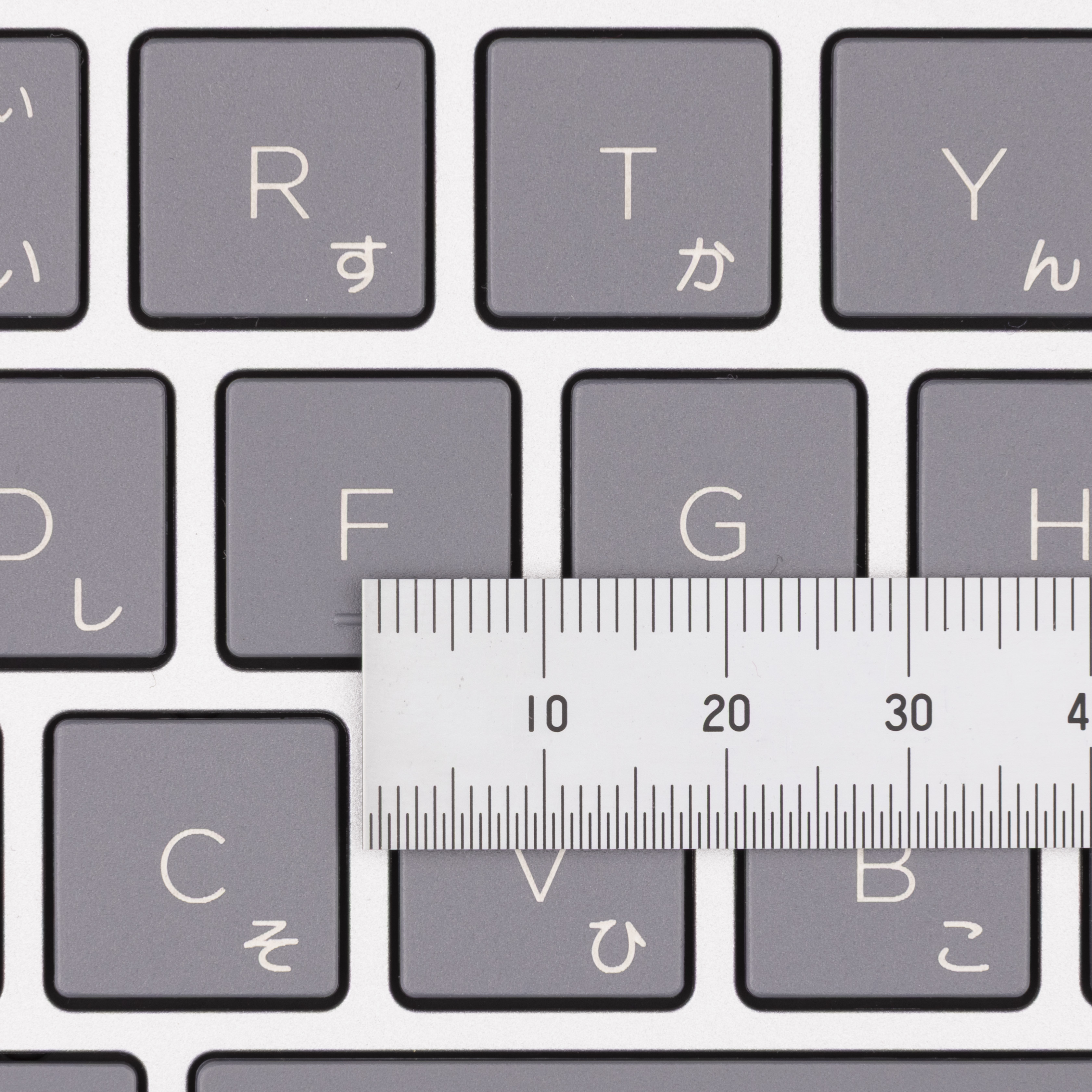 【美品】HP Laptop 14-em0003AU 710f52b23d80e65a2d2d9f8f4c011d