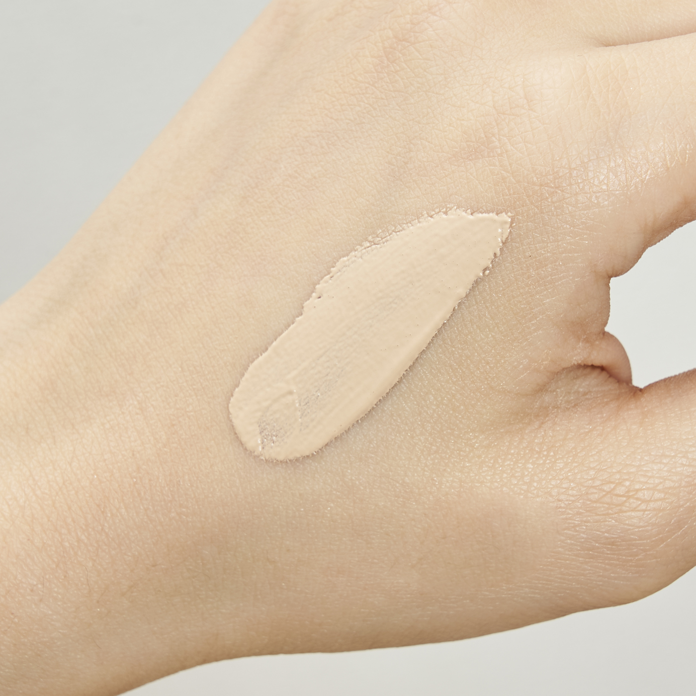 クレ・ド・ポー ボーテ ル・フォンドゥタン オークル10 30g クレ・ド・ポー ボーテ ル・フォンドゥタン オークル10を