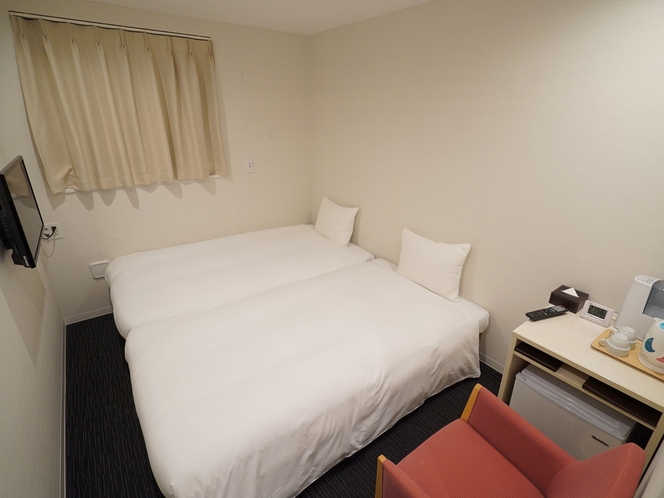 CVS・BAY HOTEL新館 2