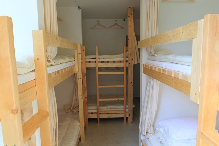 Plum Hostel 1
