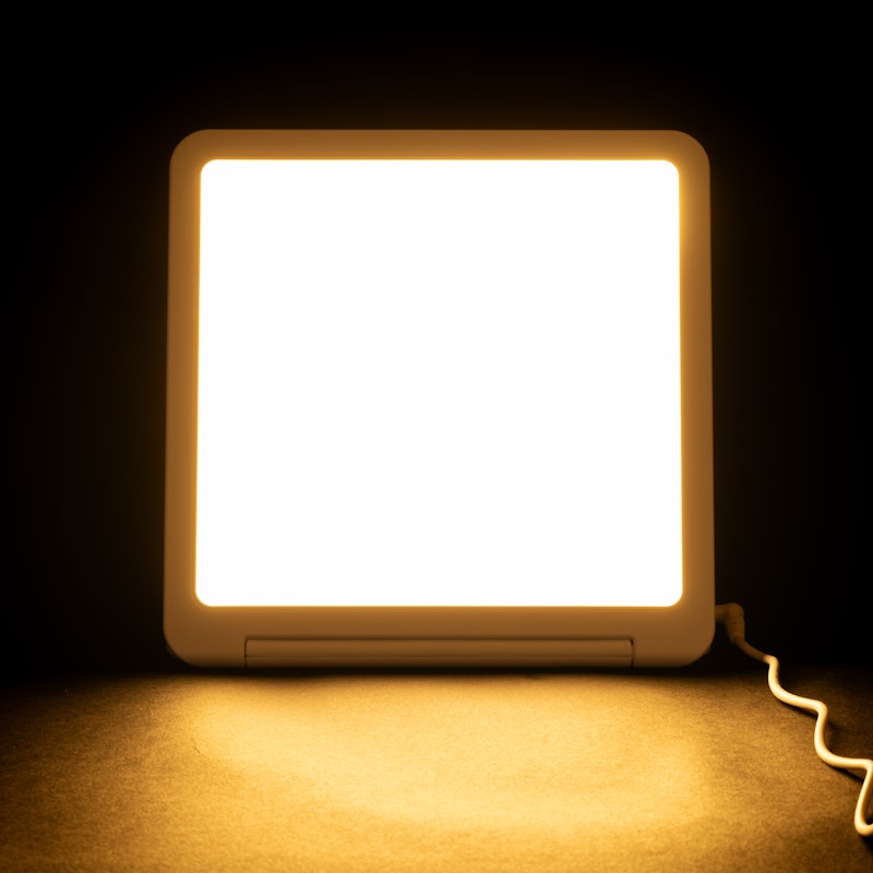 ムーンムーン トトノエライトプレーンを検証レビュー!光目覚まし時計 ムーンムーン トトノエライトプレーンを検証レビュー!光目覚まし時計