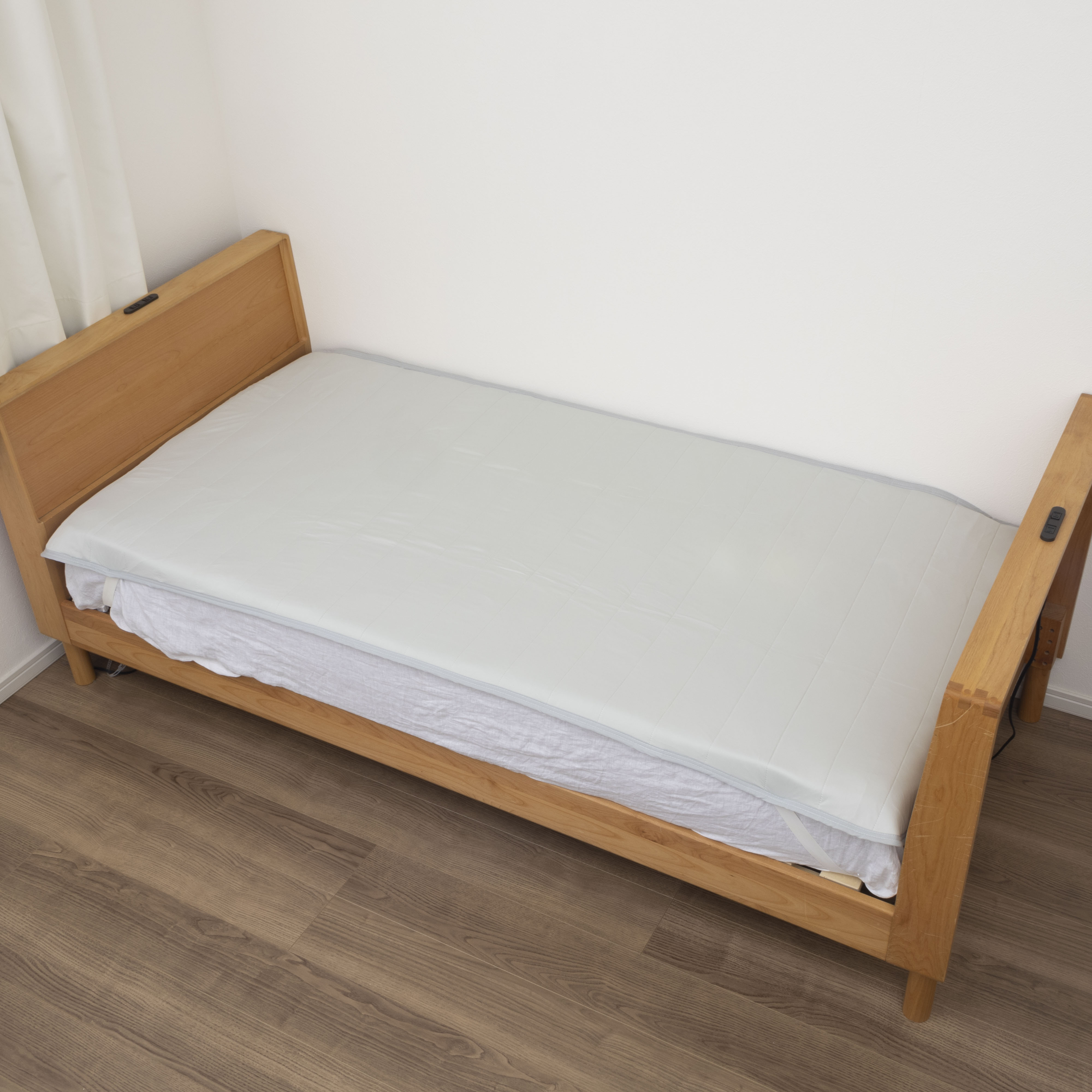 ニトリ　Nクール　極冷　両面使えるBOXパッドS シングル　2枚 ニトリ NクールSP 両面使えるBOXパッド S2502を検証レビュー！冷感敷き