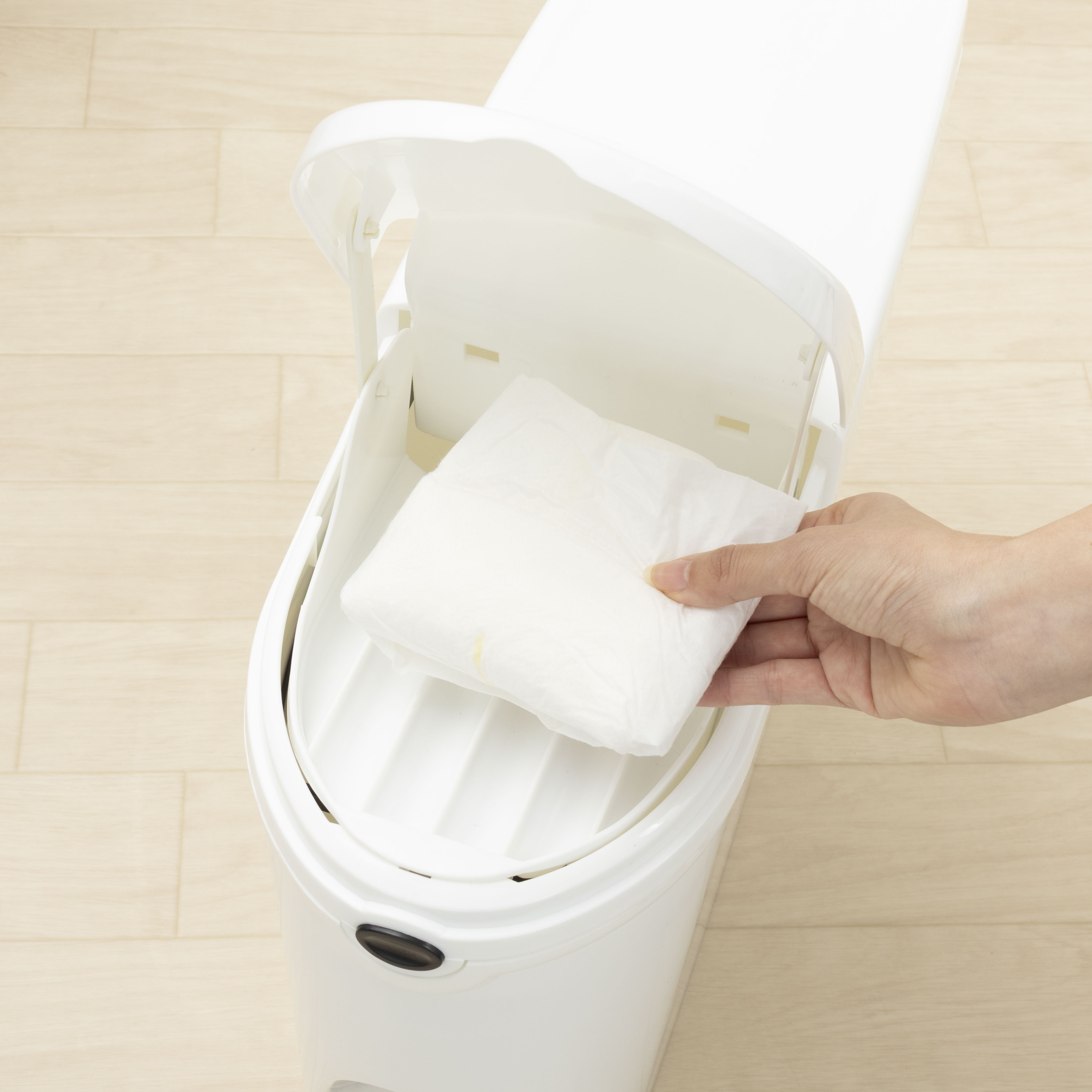 ネビオ さわらずポイっと センサーペールをレビュー！クチコミ・評判を