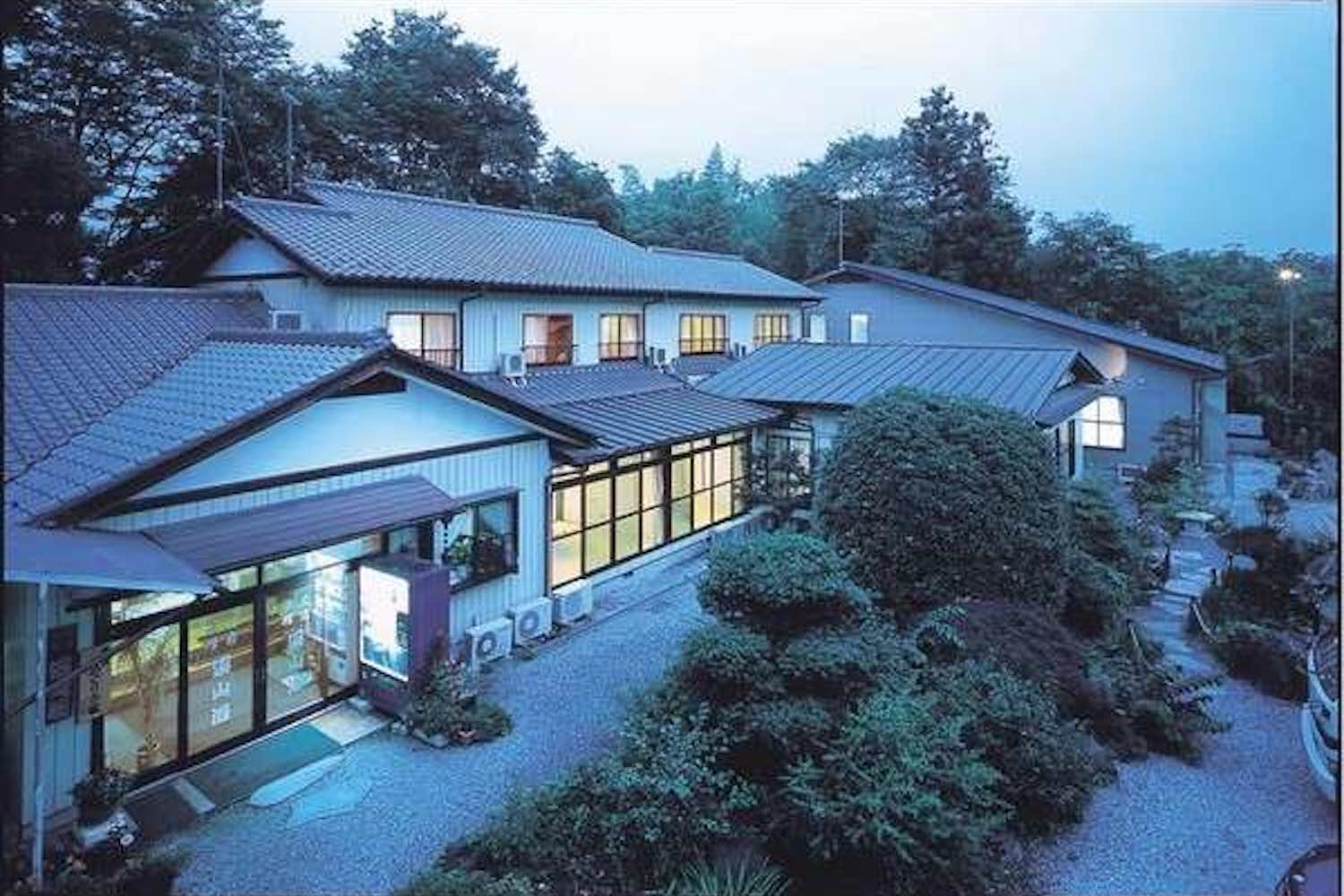 秩父小鹿野温泉旅館 梁山泊 1