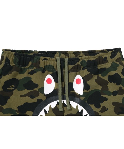 1ST CAMO SHARK SWEAT SHORTS 3