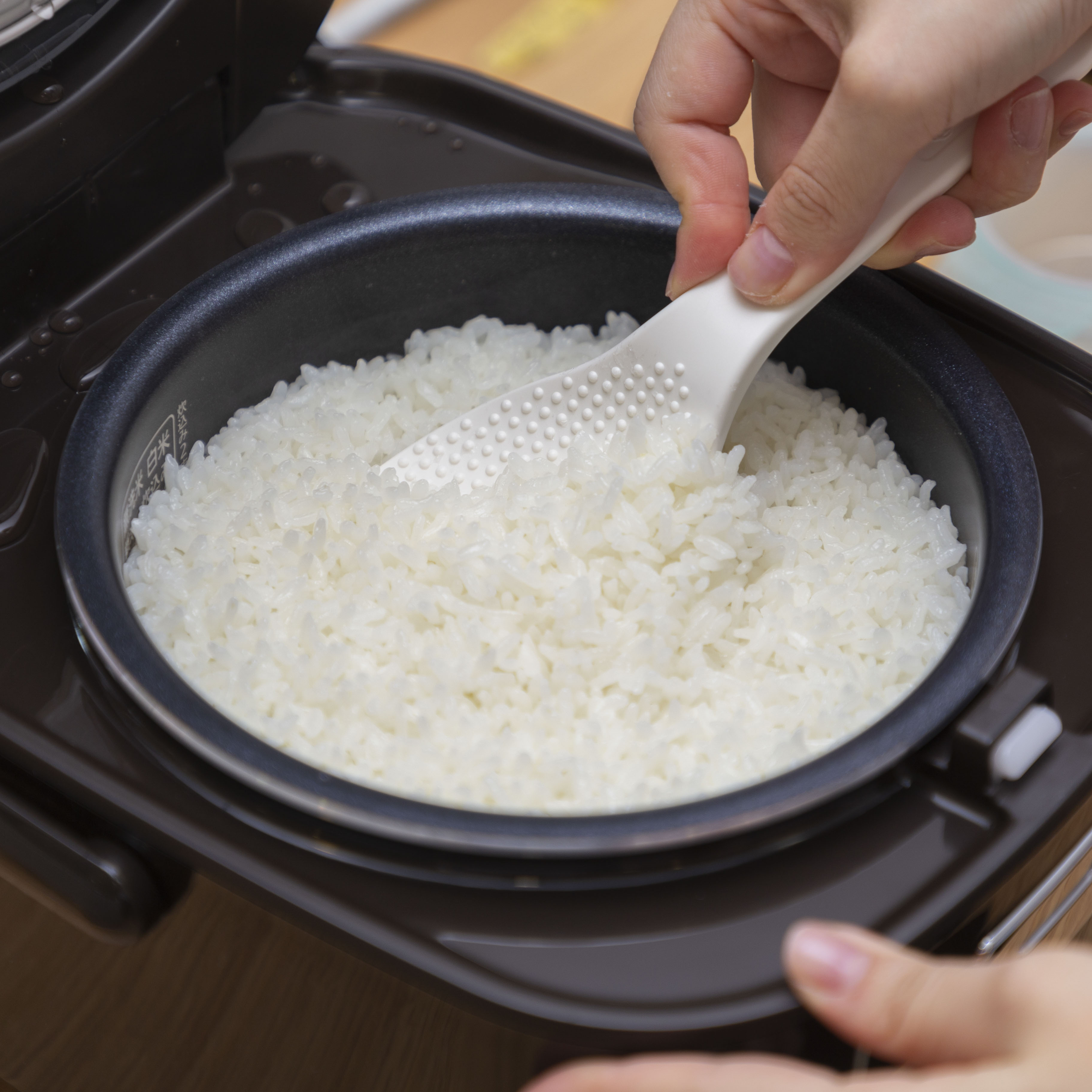 ジャー炊飯器 3合  9