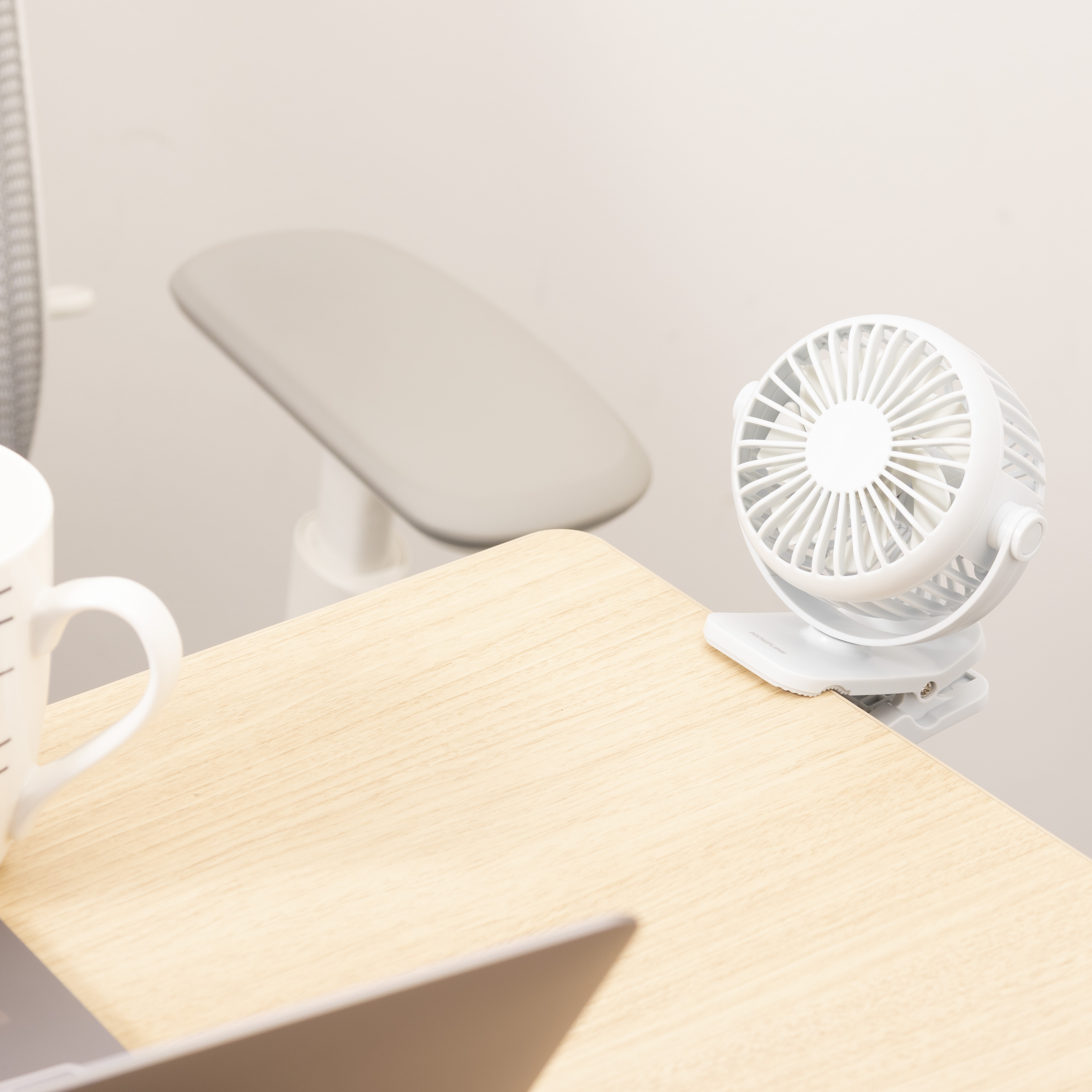 小泉成器 KOIZUMI クリップファンミニ KFF-0648/Aを検証レビュー！卓上