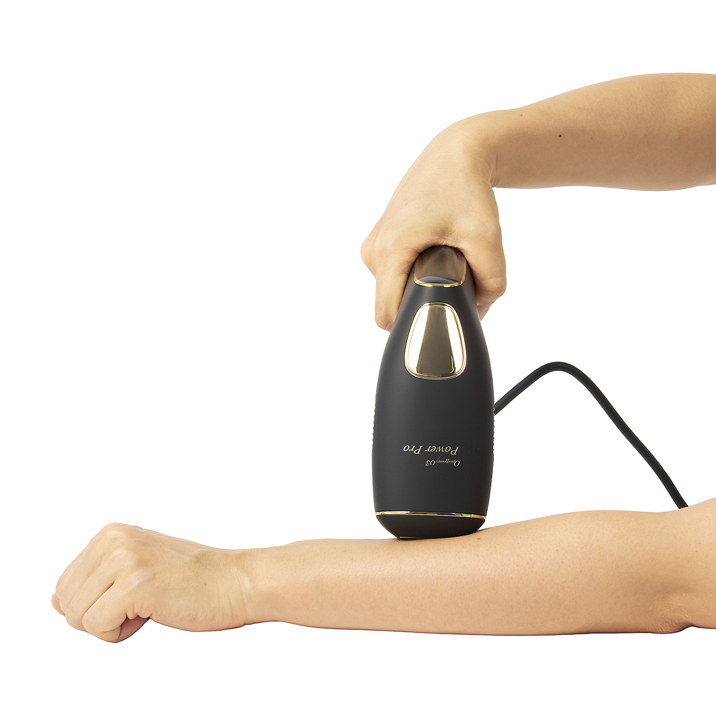 OPUS BEAUTY 03 POWER PRO ブラック × ゴールド