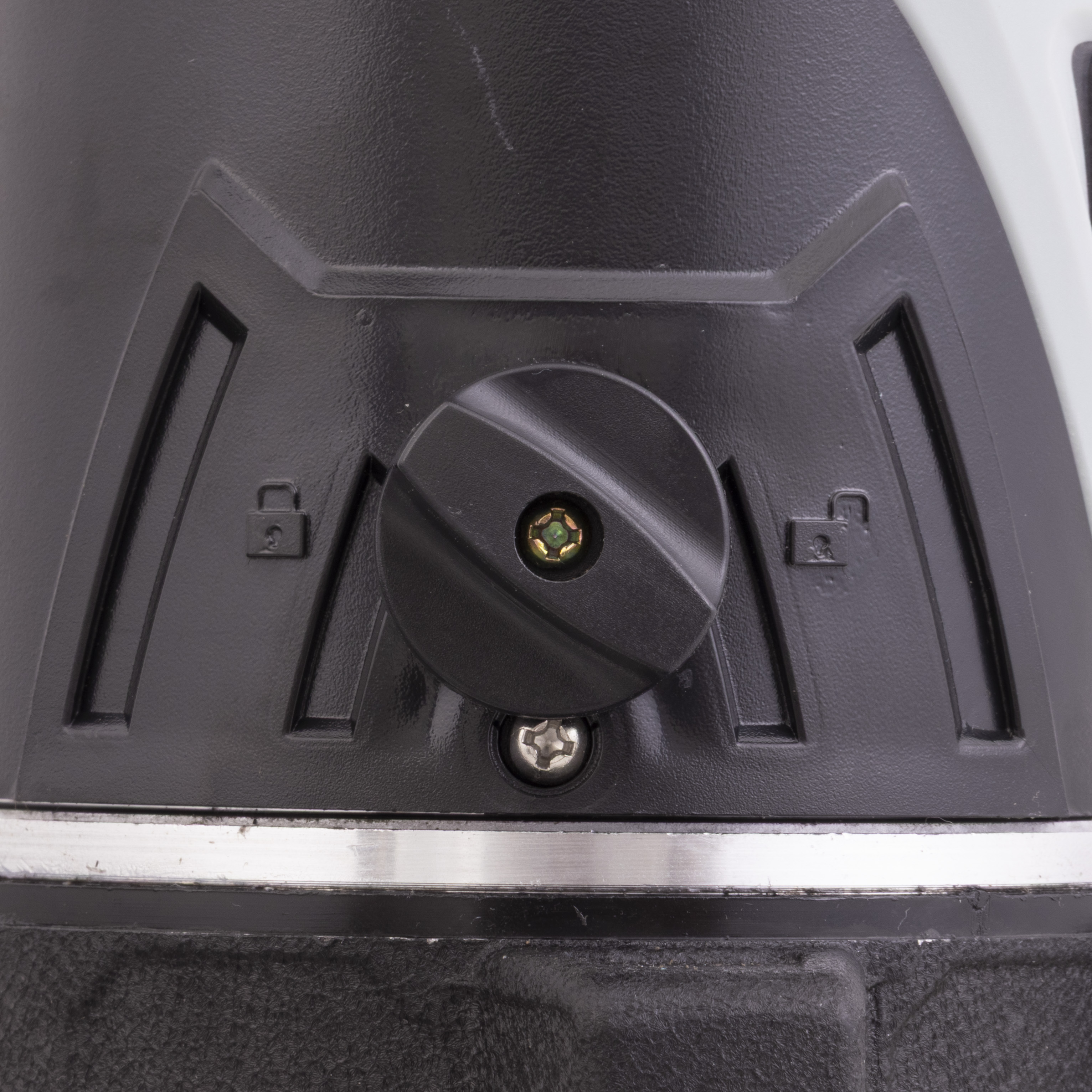 レーザー墨出し器 4