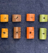 ボタン押し用指輪 1