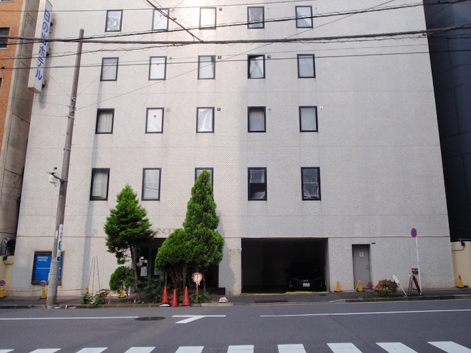 日の出ホテル 1