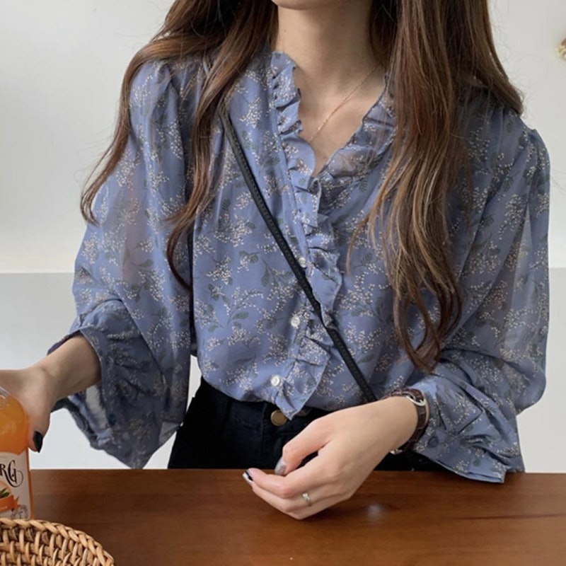 シースルー花柄ブラウス 3
