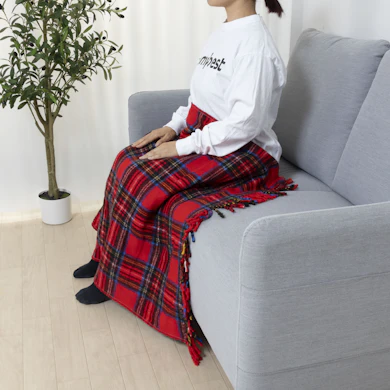 留め具のない1枚布。横向きなら腰から足先まで収まる横幅