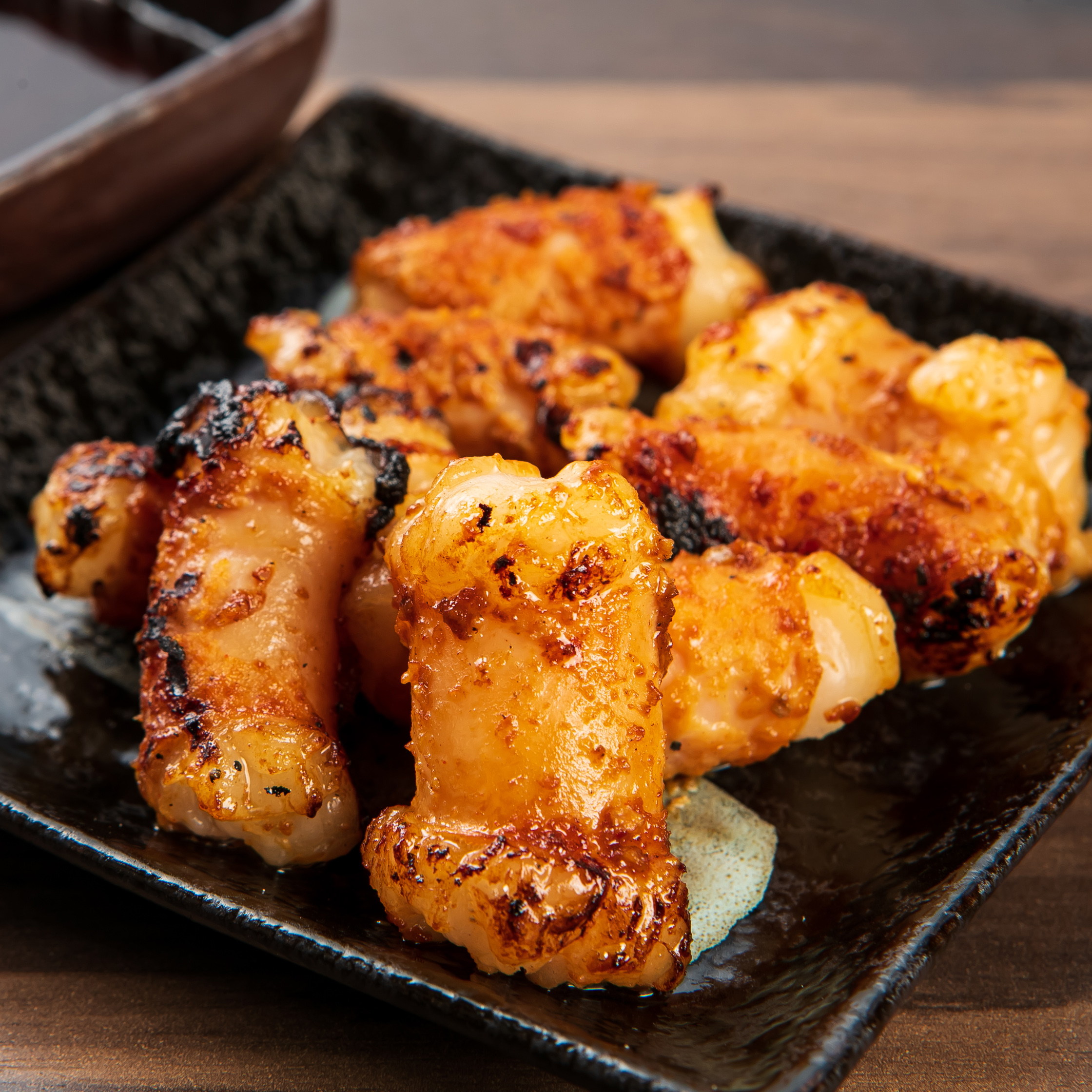 本格もつ鍋専門店 山樹　国産牛白ころホルモン焼き（丸腸）味付 300g 11