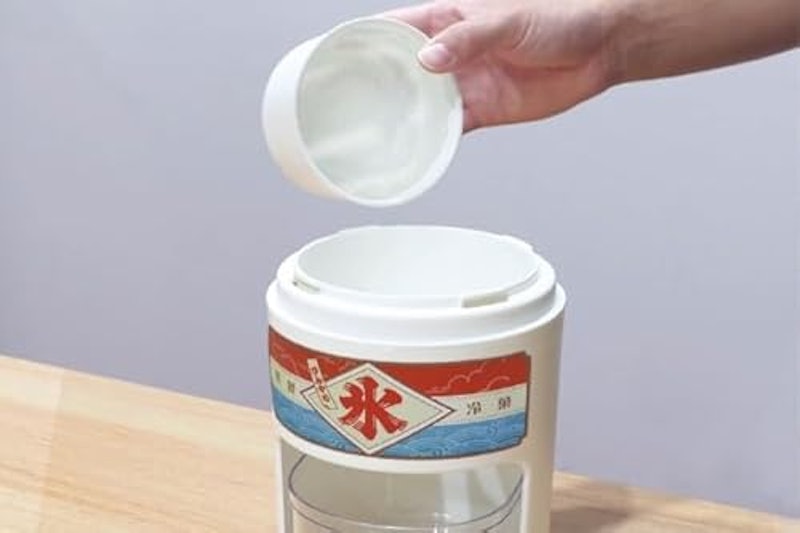 まわしてつくるかき氷器 2