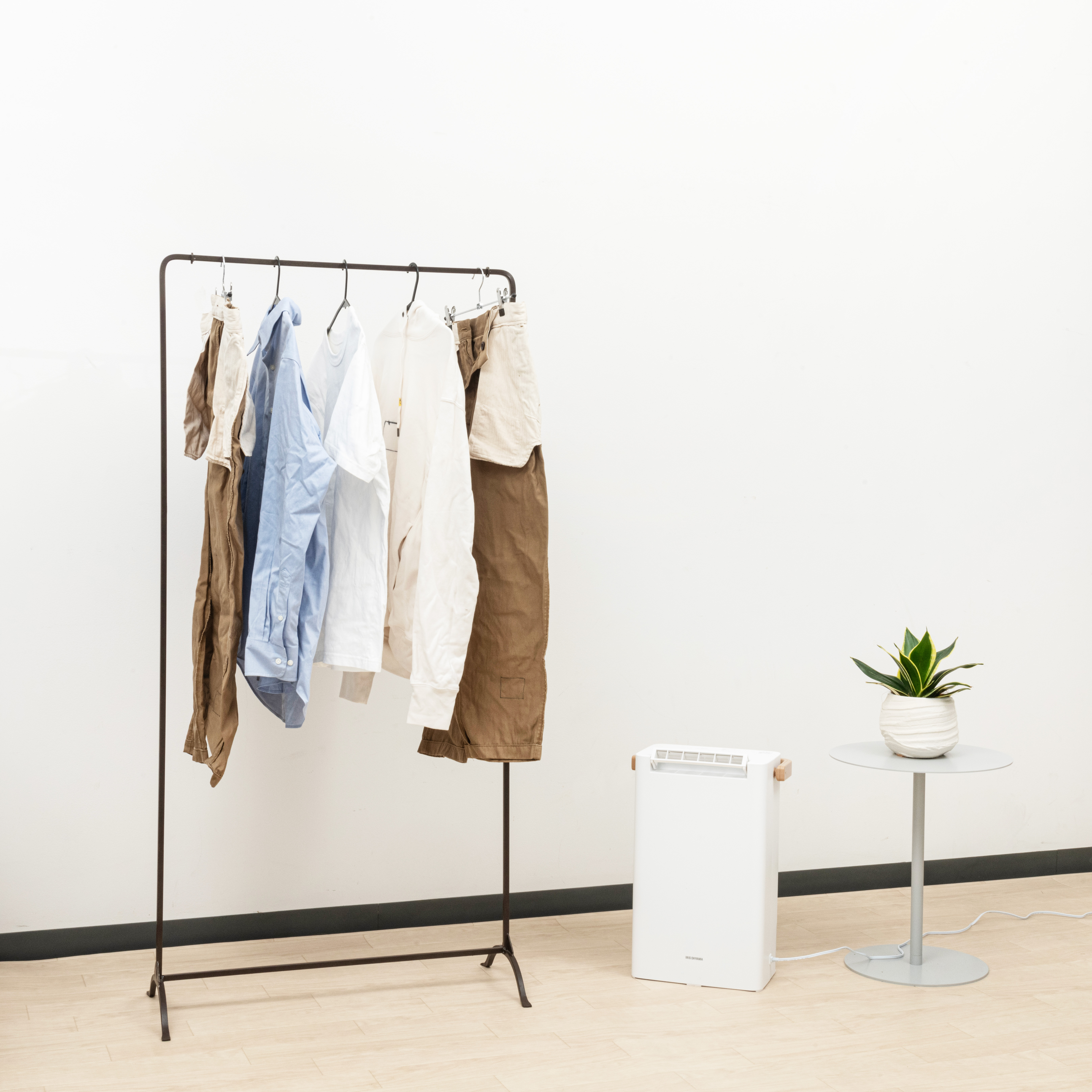 アイリスオーヤマ 衣類乾燥除湿機 IJD-P20-Wを検証レビュー！除湿機の