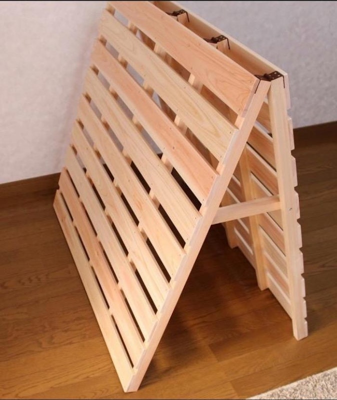 二つ折りすのこベッド 2