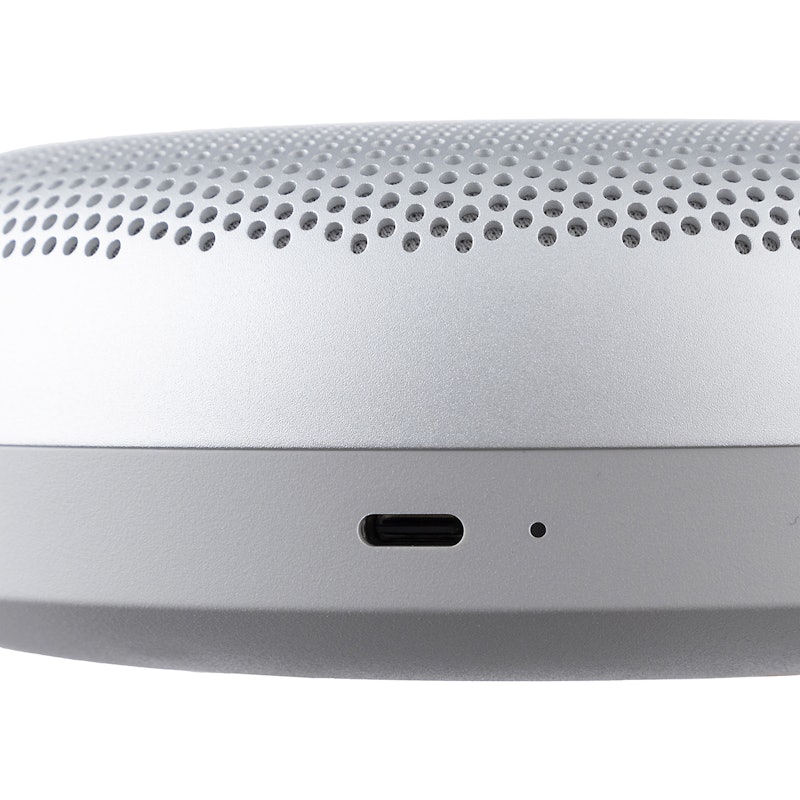 Bang & Olufsen Beosound A1 2nd Genをレビュー!クチコミ・評判をもと Bang & Olufsen Beosound A1 2nd Genをレビュー!クチコミ・評判をもと