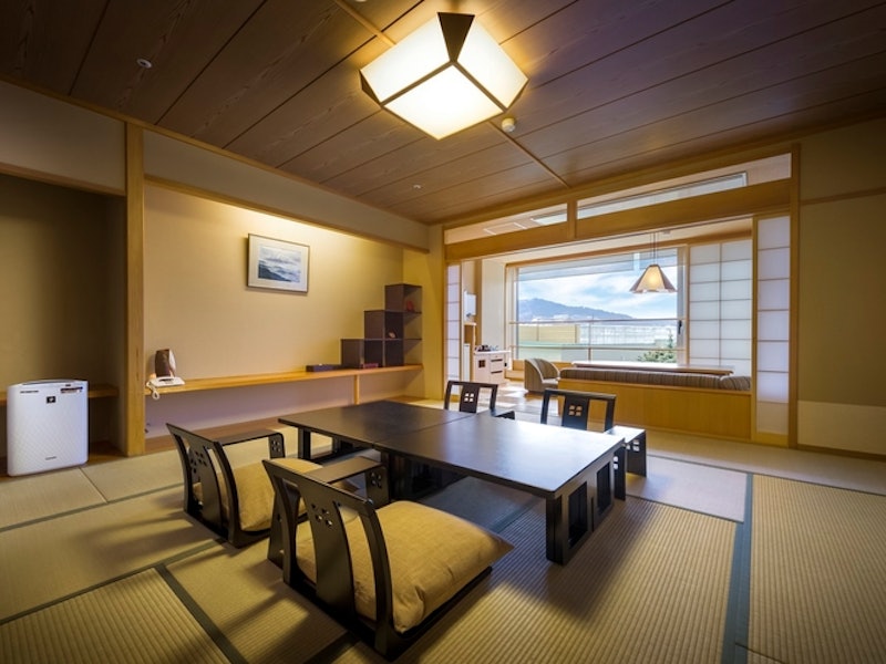 ホテル鐘山苑 3