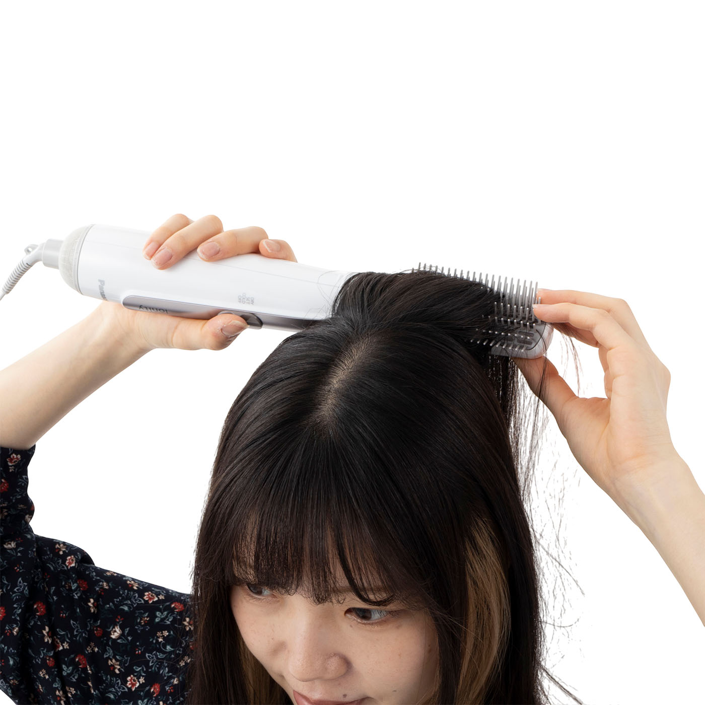 パナソニック イオニティ くるくるドライヤー EH-KE1L-Wを検証レビュー