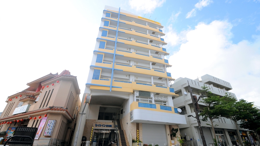 観光ホテルセイルイン宮古島 1