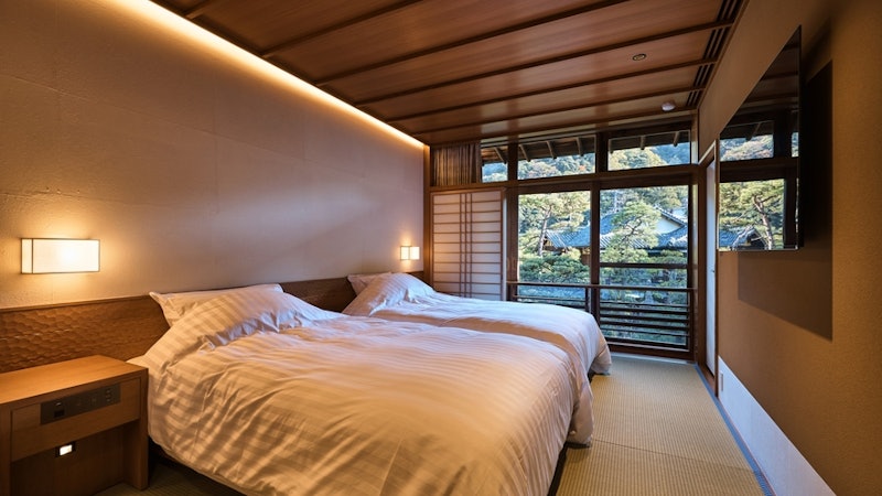 西村屋本館 3