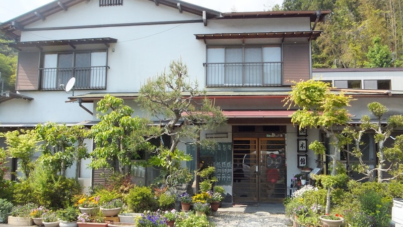 法泉寺温泉 滝本館 1