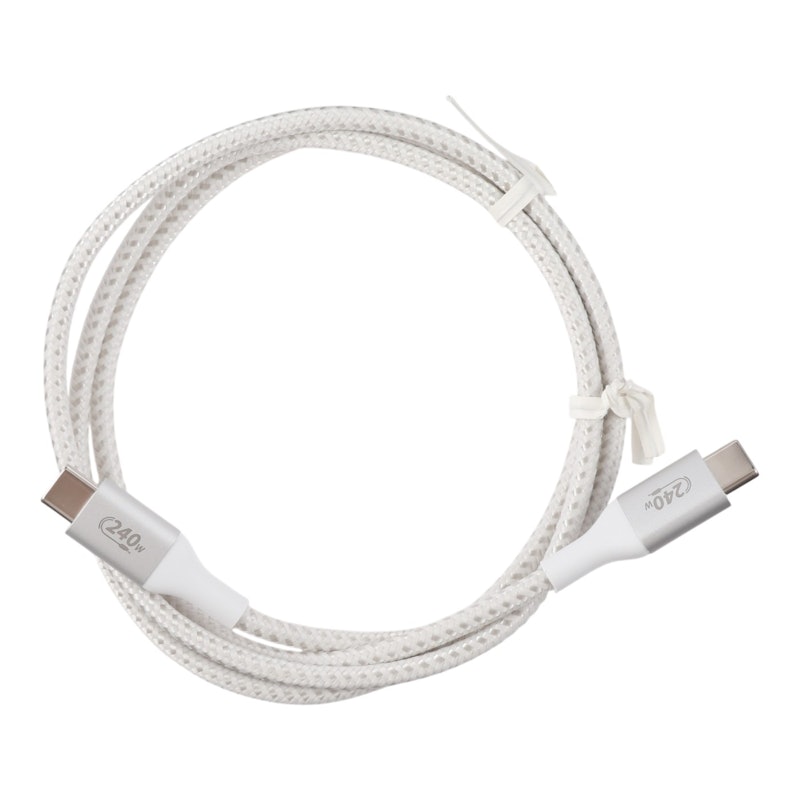 USB-C to USB-C ケーブル 1