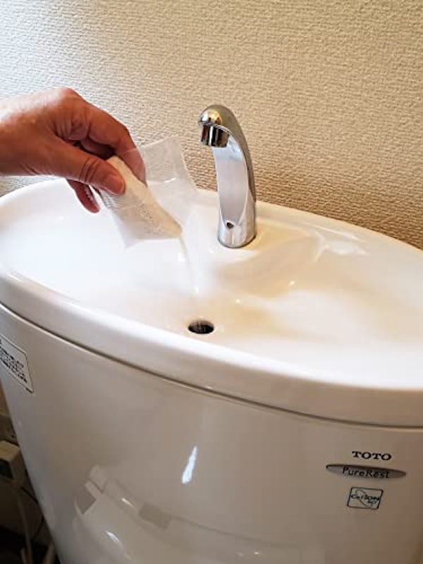 輝きが戻る トイレタンクの洗浄剤 1
