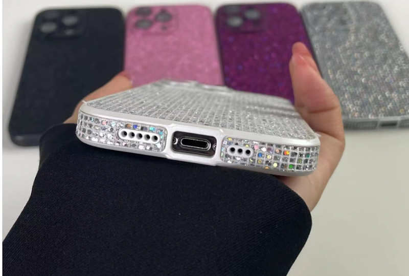 衝撃吸収スマホケース 4