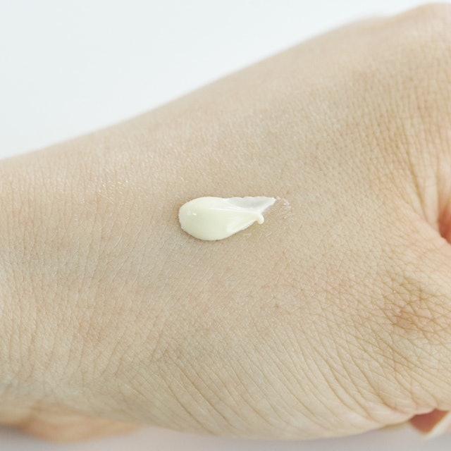 キールズ アイ トリートメント Avを他商品と比較 口コミや評判を実際に使ってレビューしました Mybest