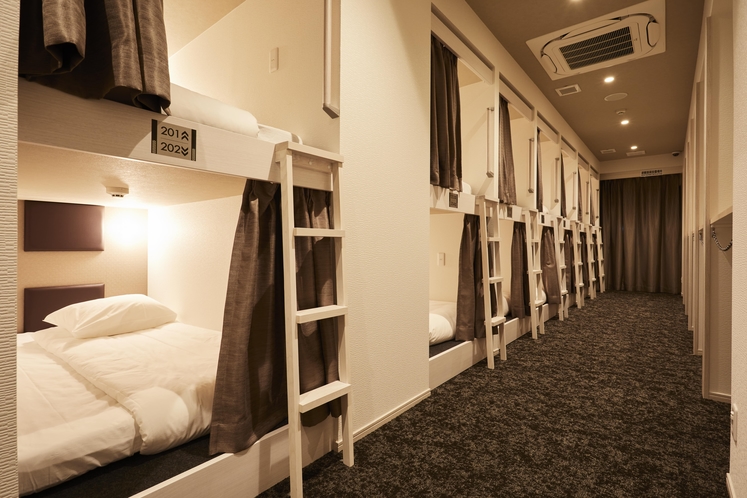 HOTEL THE ROCK 1