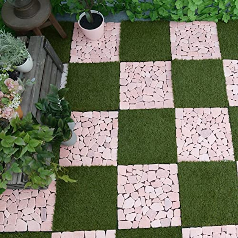 人工芝マット 33×33cm 18枚セット ペグ付き 防草シート付き 3