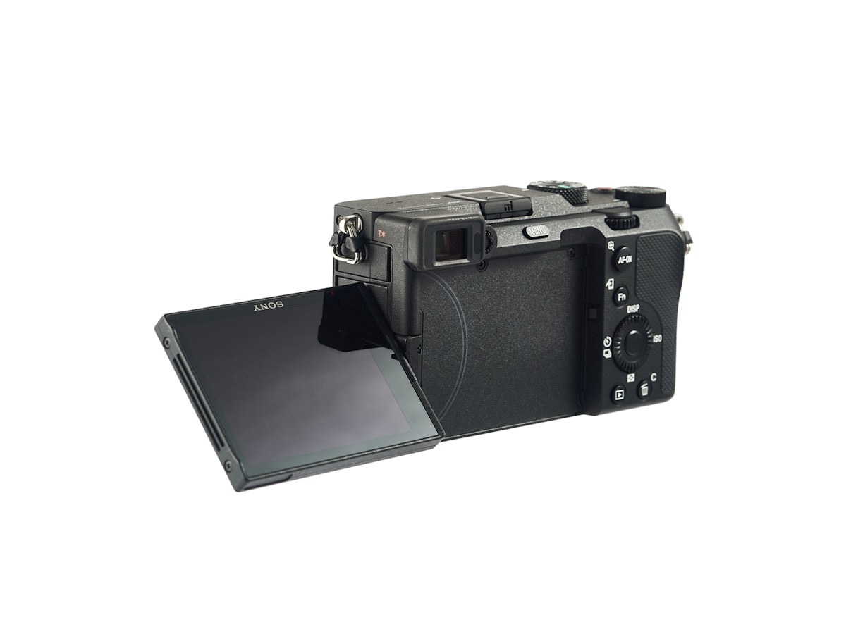 SONY α7C ILCE-7CLをレビュー!クチコミ・評判をもとに徹底検証 SONY α7C ILCE-7CLをレビュー!クチコミ・評判をもとに徹底検証