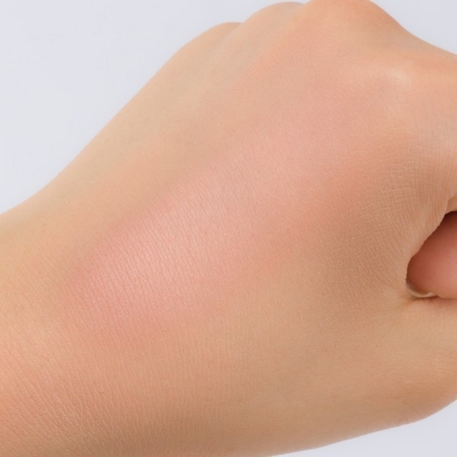 ルナソル カラーリングシアーチークスを全51商品と比較 口コミや評判を実際に使ってレビューしました Mybest