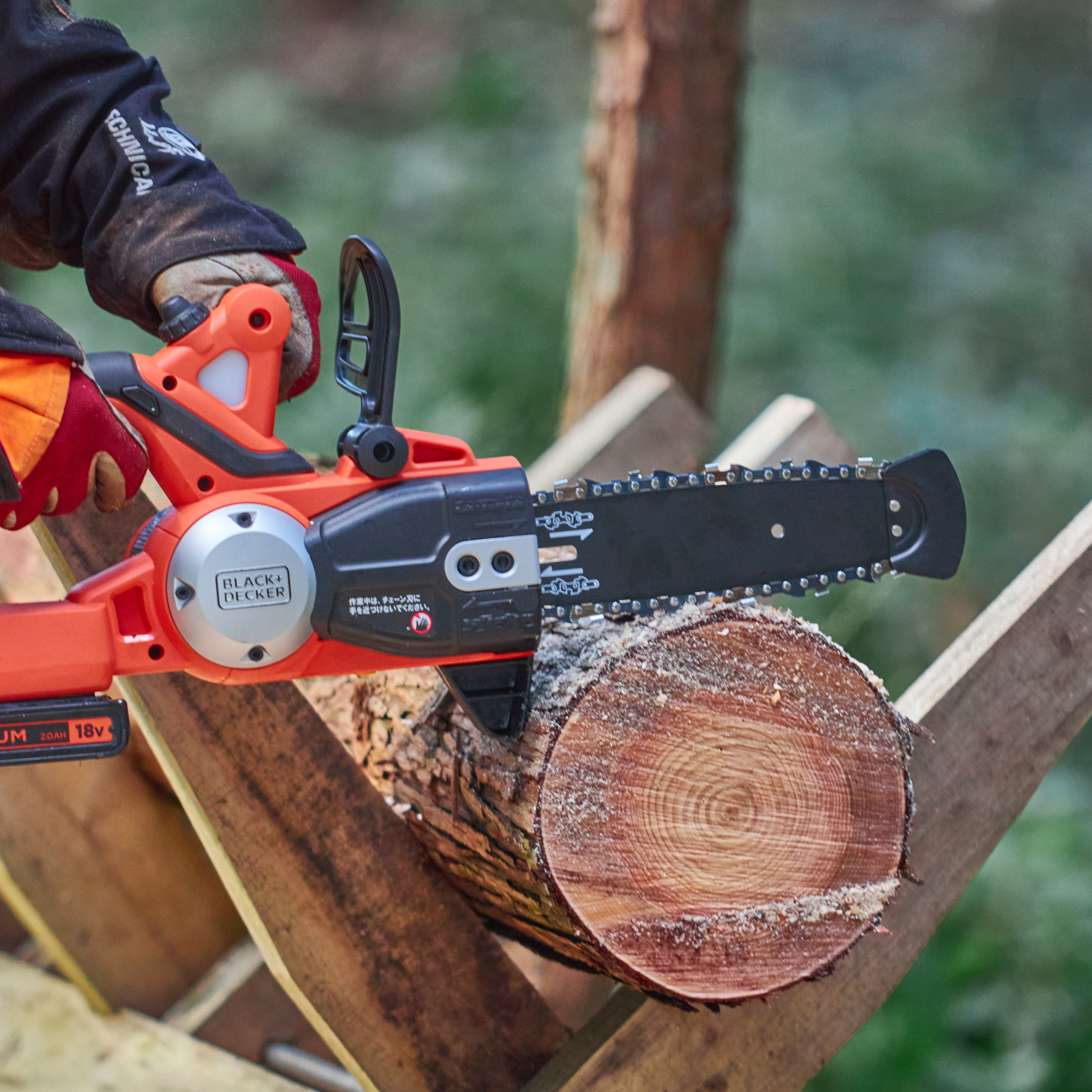 ポップリベット・ファスナー BLACK+DECKER チェーンソー（20cm