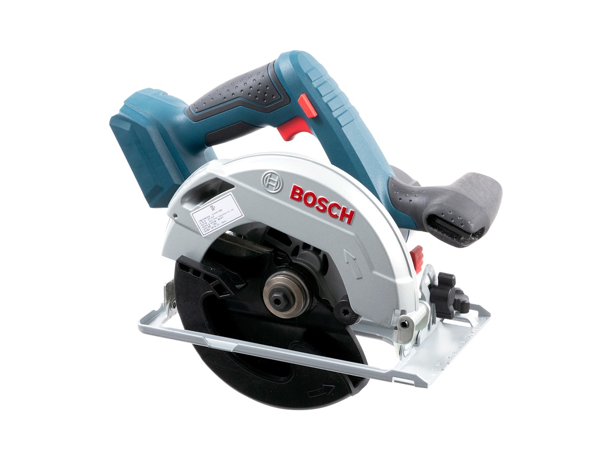 ボッシュ コードレス丸のこ GKS 18V-57 PROFESSIONALをレビュー ボッシュ コードレス丸のこ GKS 18V-57 PROFESSIONALをレビュー