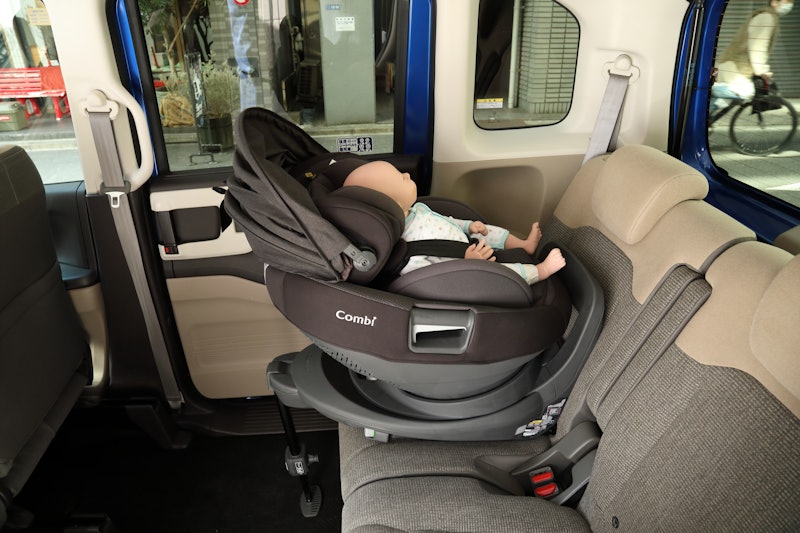 THE S ISOFIX エッグショック 11