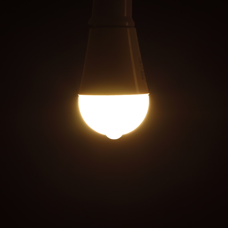 LED電球 ひとセンサタイプ 4