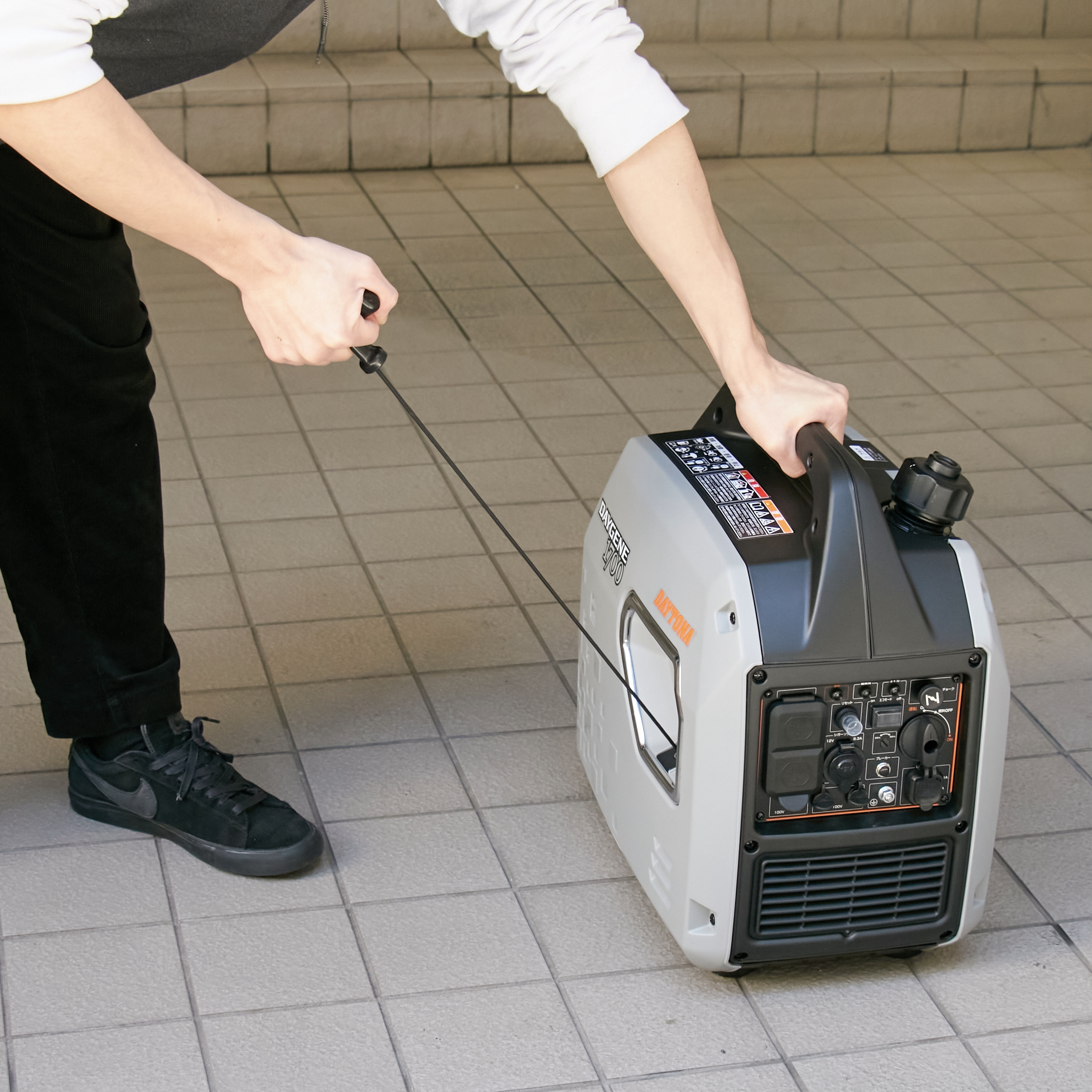 デイトナ 静⾳型インバーター発電機 デイジェネ1700をレビュー！クチコミ・評判をもとに徹底検証 5