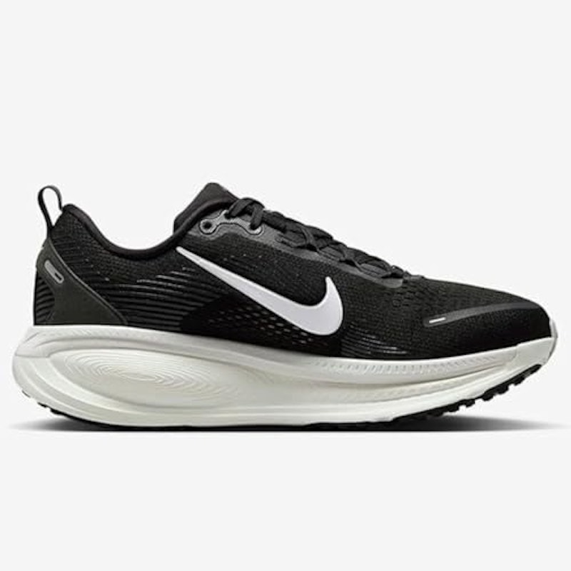 ボメロ ランニングシューズ 3