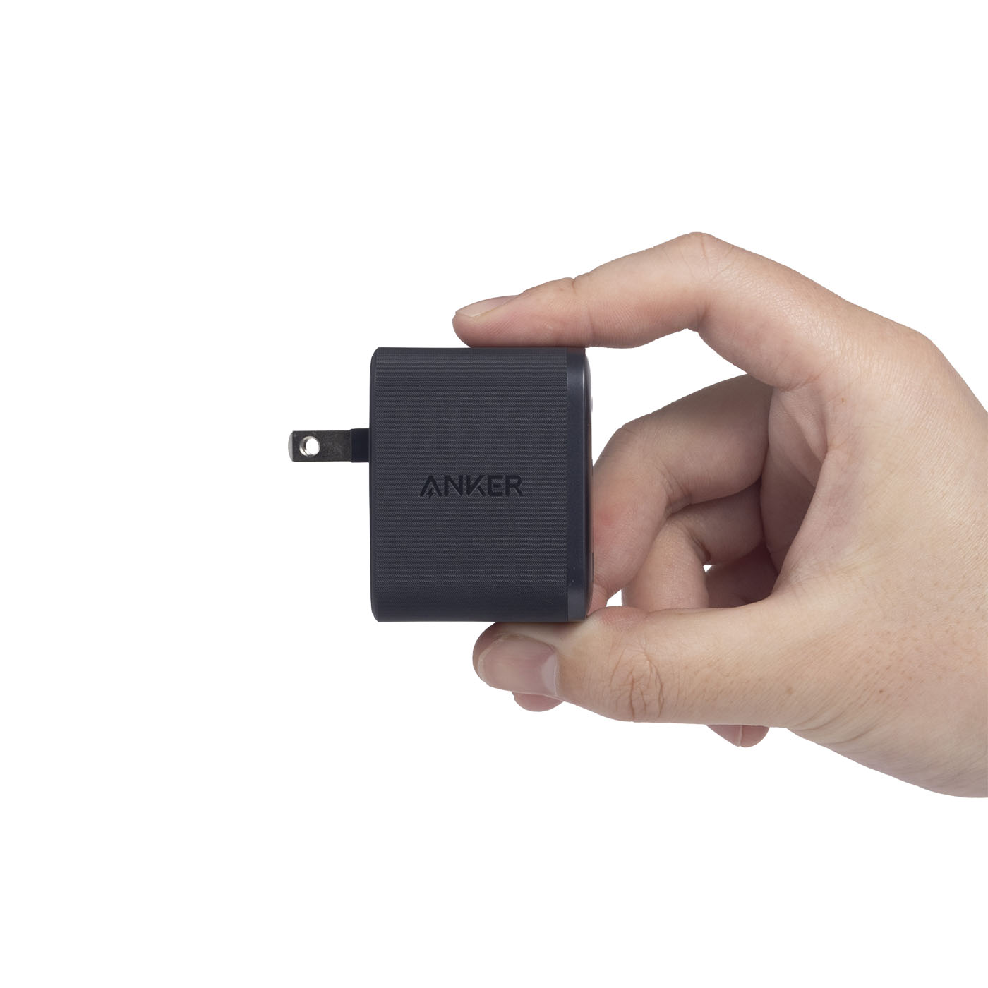 Nano Charger (70W, 3 Ports) 4