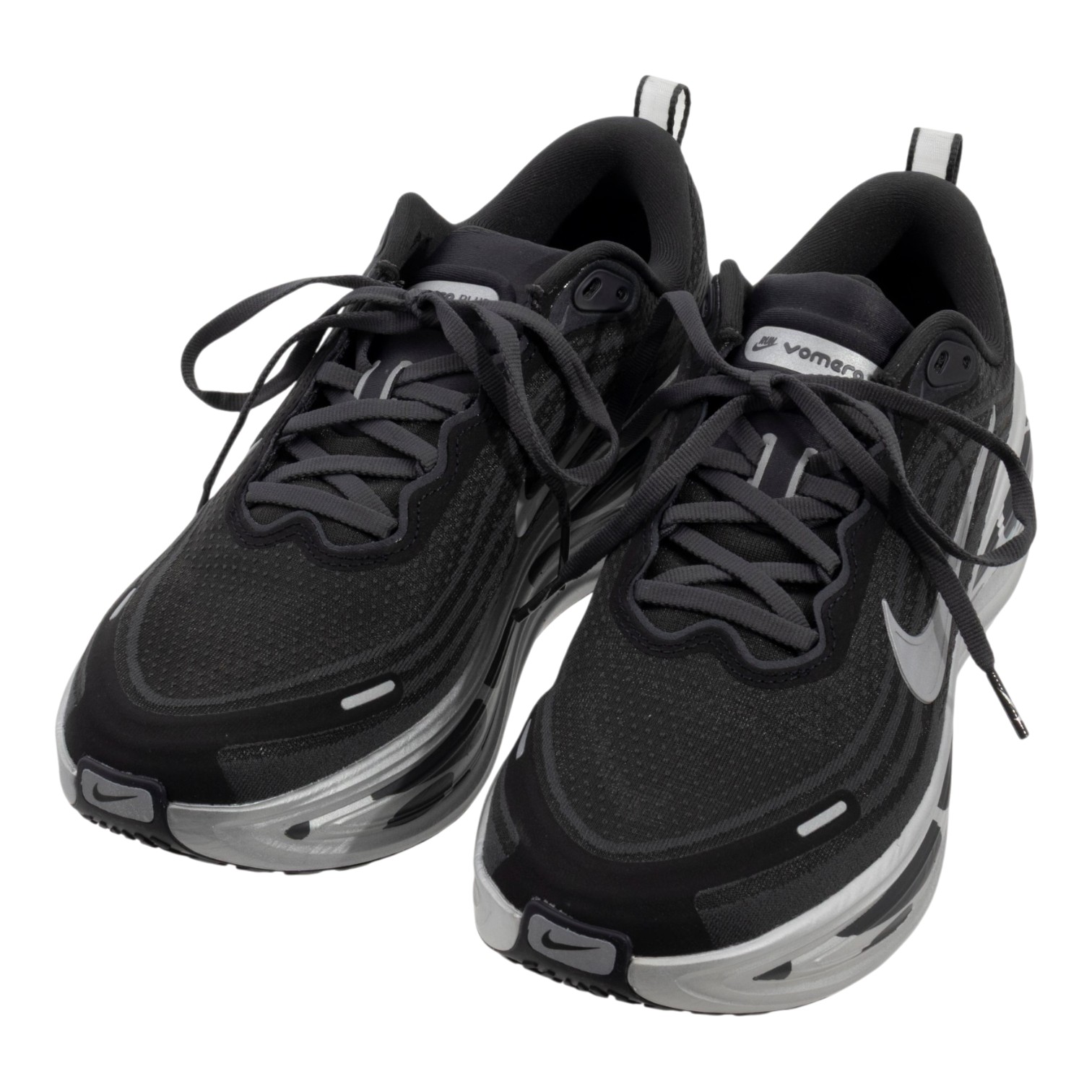 NIKE ボメロ プラス IM6011-060を検証レビュー！ランニングシューズの選び方も紹介 1