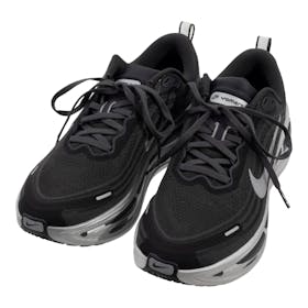 NIKE ボメロ プラス IM6011-060を検証レビュー!ランニングシューズの選び方も紹介 1