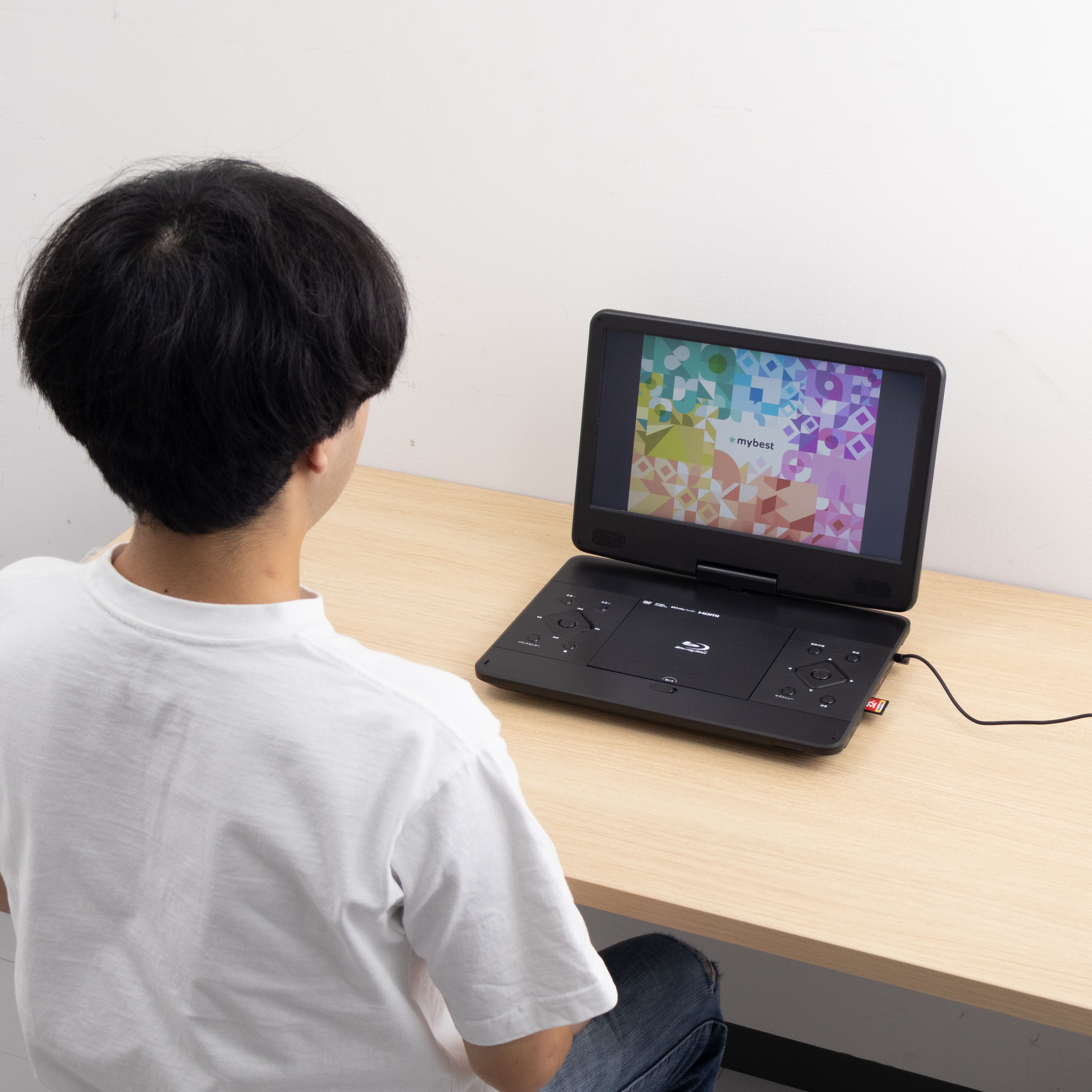 ポータブルブルーレイプレーヤー 6
