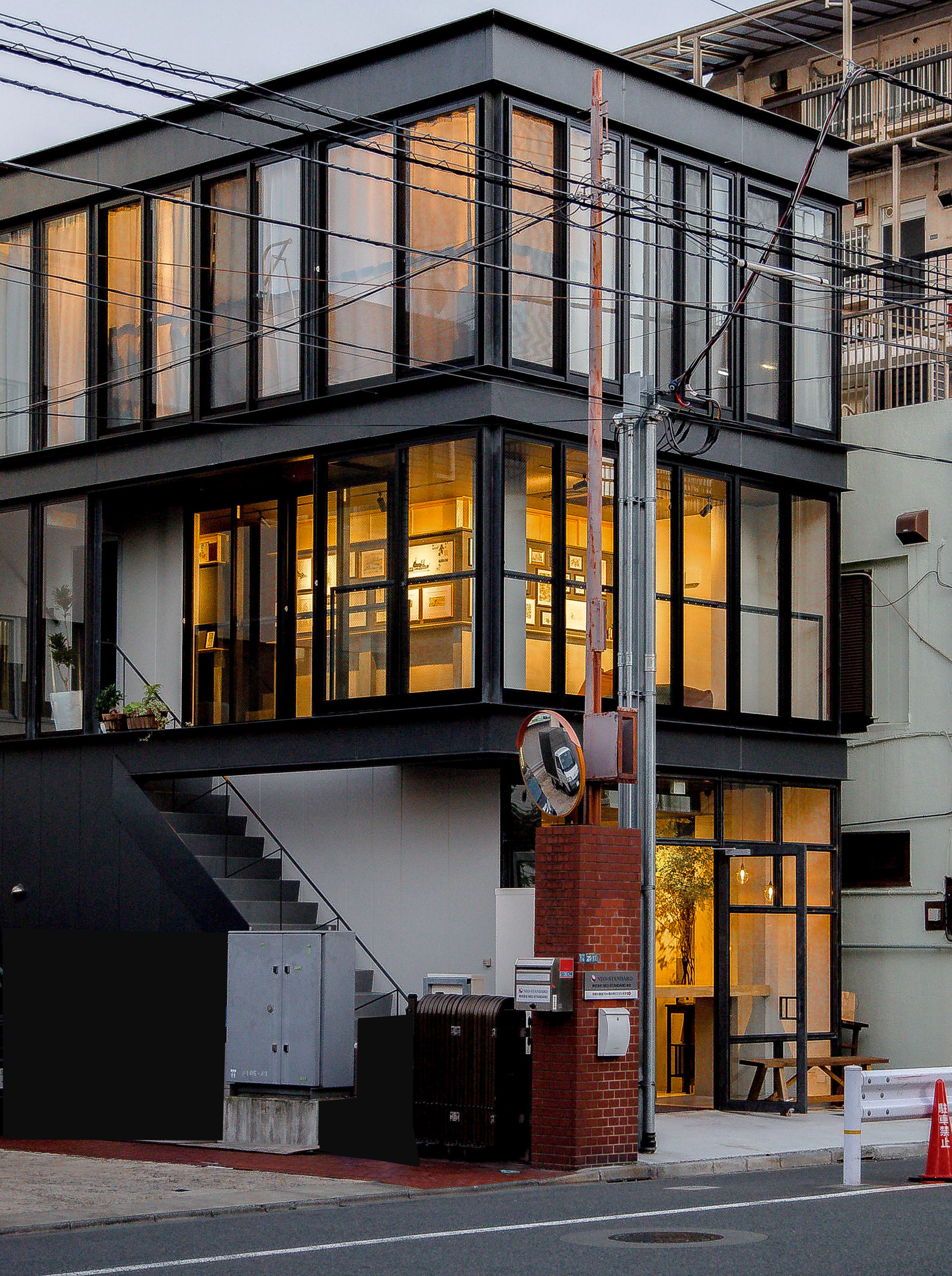 AET HOTEL 1