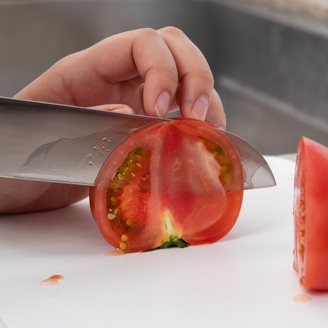 ヘンケルス ミラノa 三徳包丁を他商品と比較 口コミや評判を実際に使ってレビューしました Mybest ヘンケルス ミラノa 三徳包丁を他商品と比較 口コミや評判を実際に使ってレビューしました Mybest