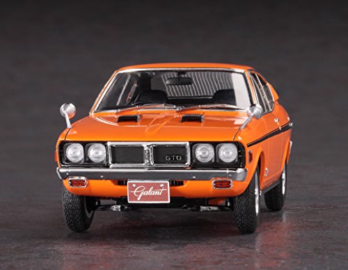 旧車プラモデルとミニチュア4台 旧車のウインドウモール塗装」【制作】1/24 HASEGAWA TOYOTA